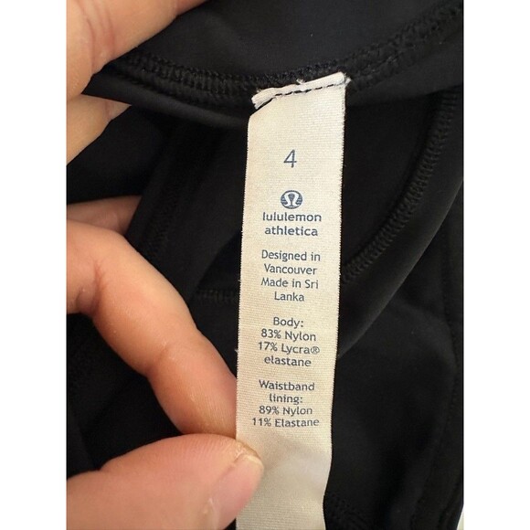 Lululemon Fast Free High Rise Crop Black Running Athleisure Stretch Women's Sz 4 - Picture 9 of 11